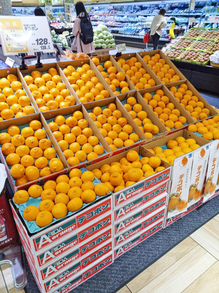 ＡＱ選果場柑橘部会で消費宣伝を行いました！！